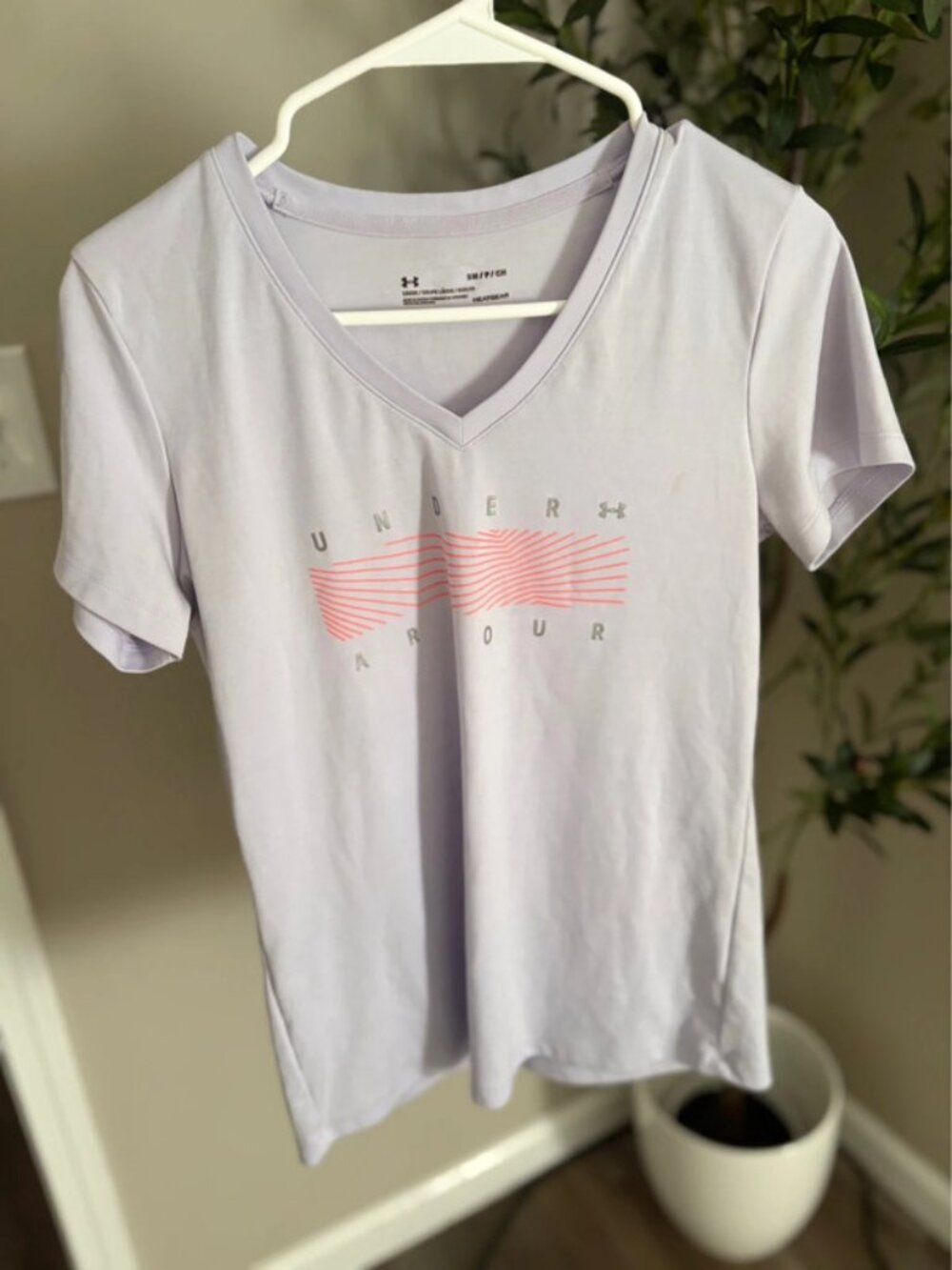 Under Amour V -Neck shirt